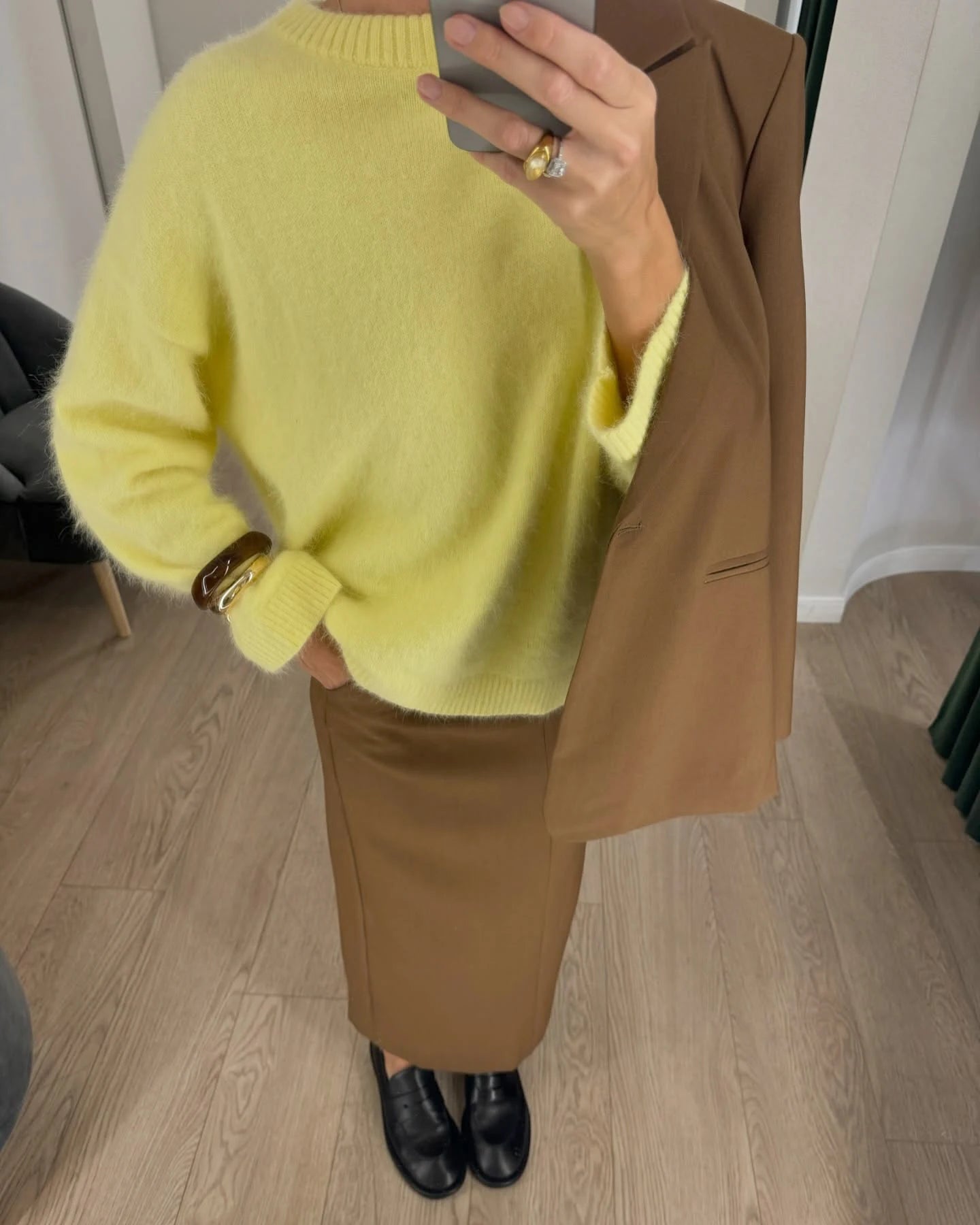 MIRRACH DESIGN WOMEN'S KNITTED SWEATER MARY