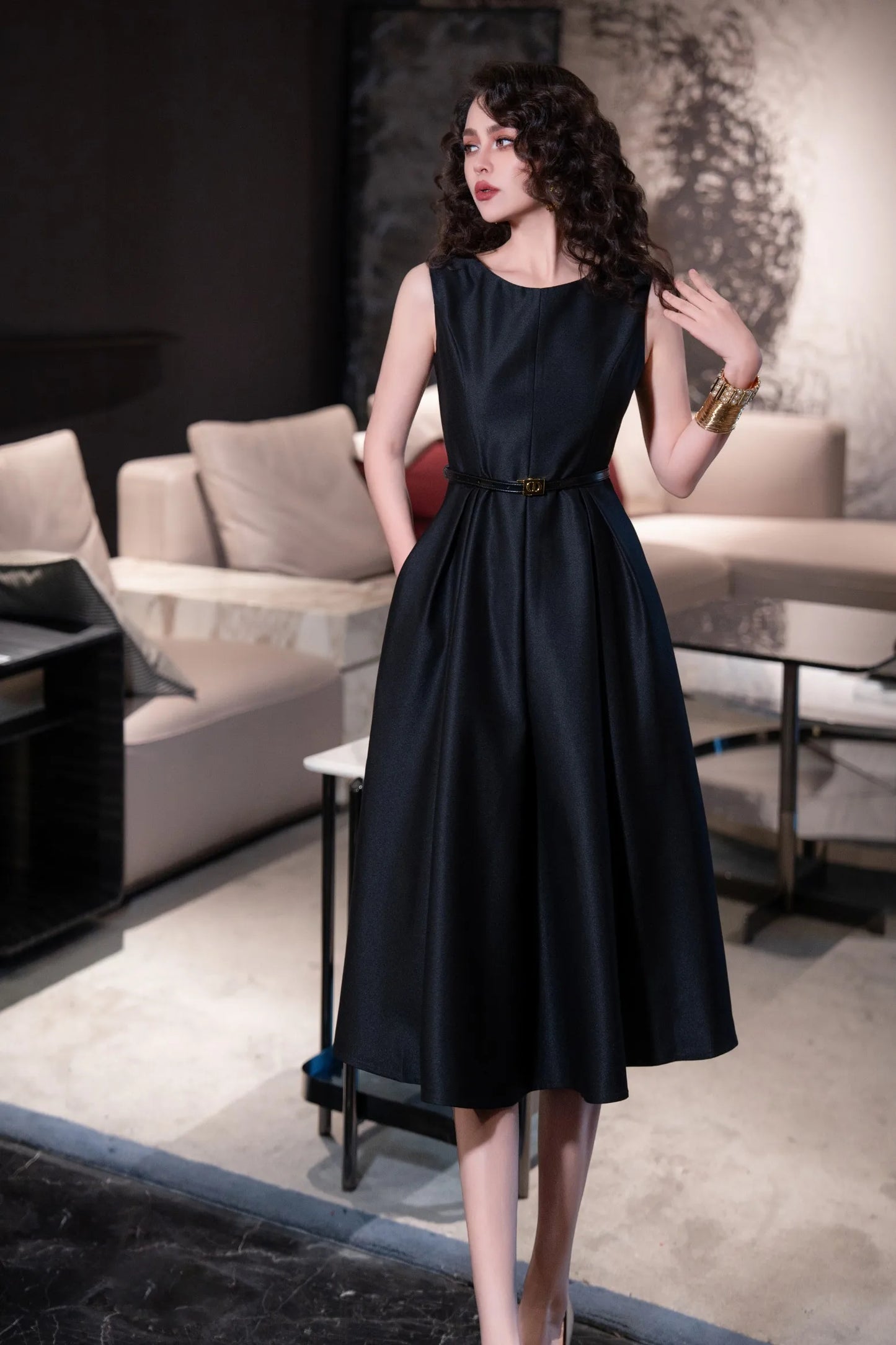 MIRRACH DESIGN MIDI DRESS