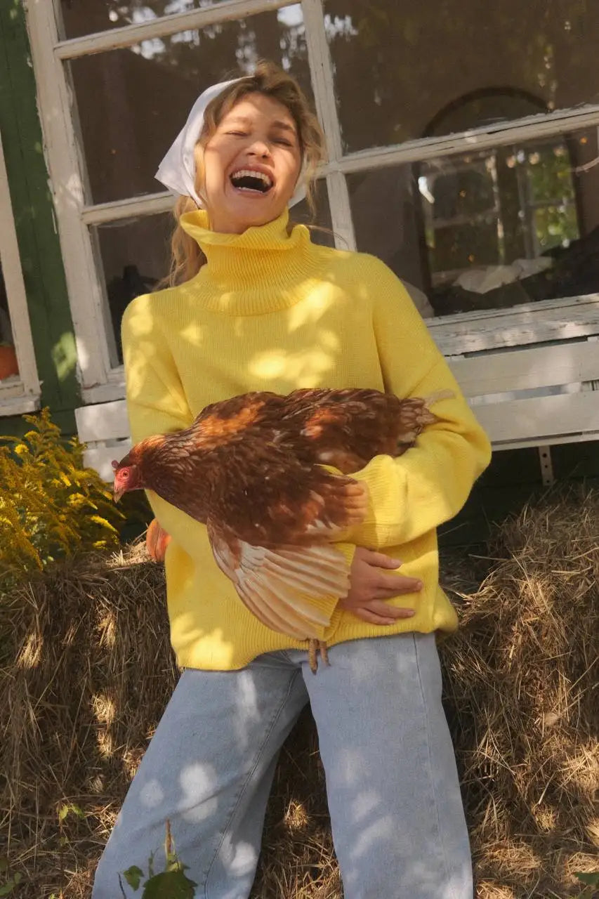 MIRRACH DESIGN WOMEN'S KNITTED SWEATER